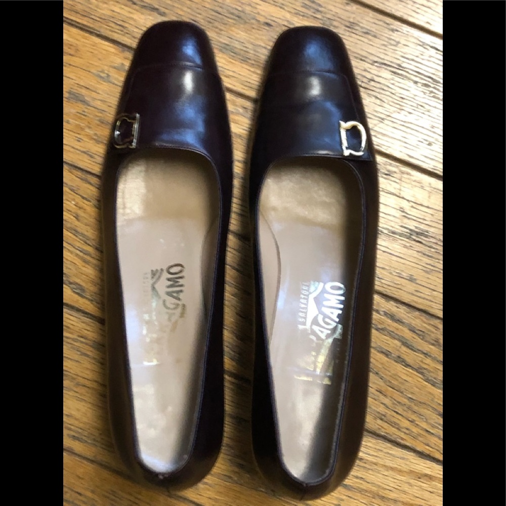Ferragamo brown pumps
